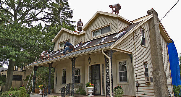 Quick and Trustworthy Emergency Roof Repair Services in Castaic, CA